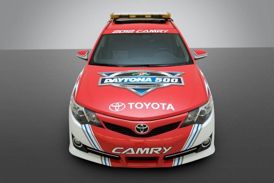  Toyota Camry SE Daytona 500 Pace Car 2012 года  (фото 10 из 15)